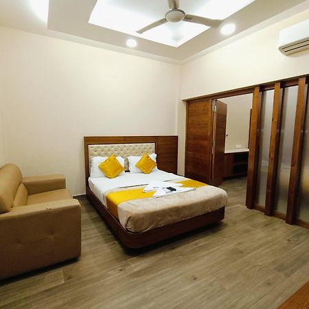 Hotel Mayura Residency Subrahmanya المظهر الخارجي الصورة