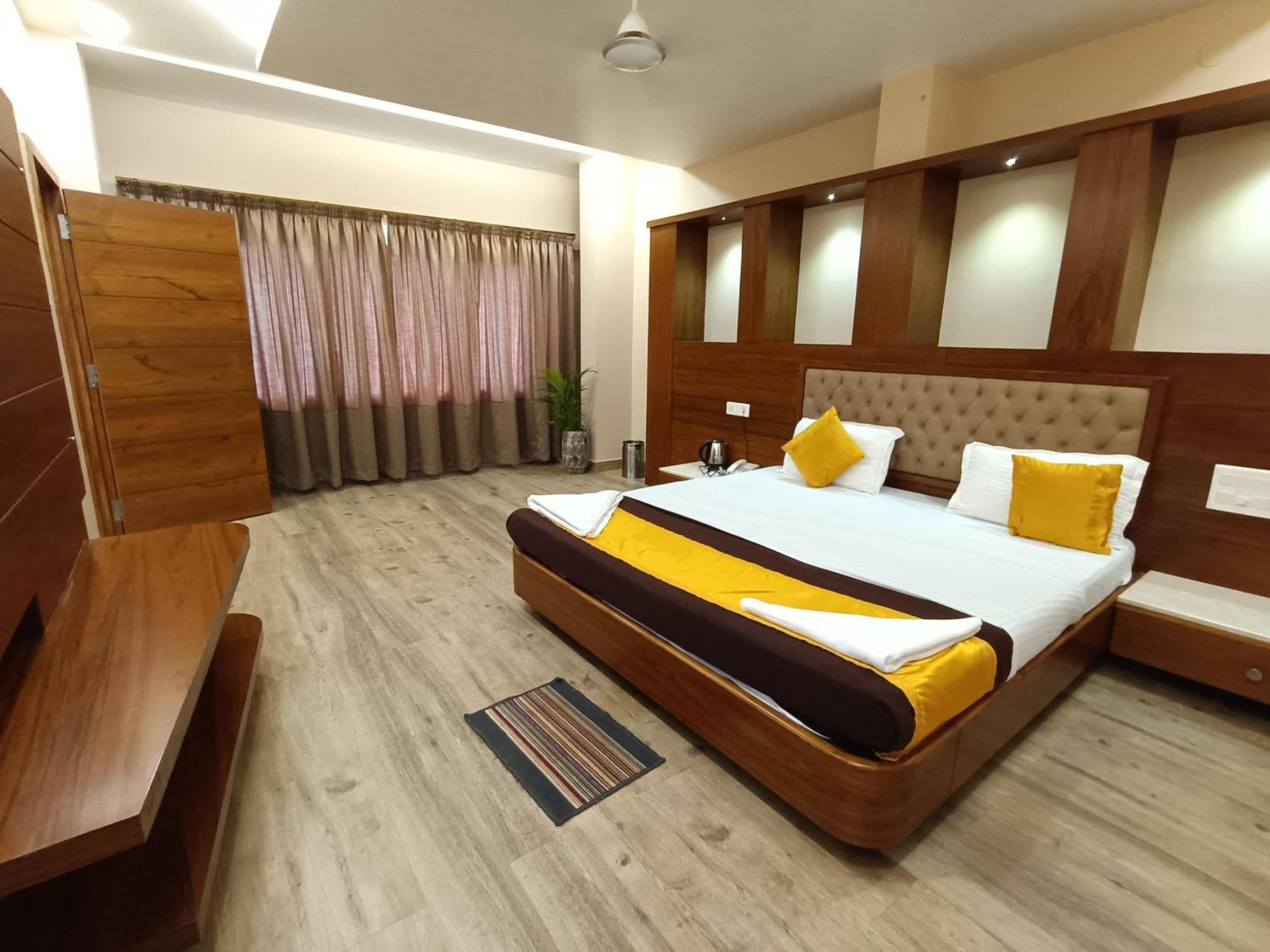 Hotel Mayura Residency Subrahmanya المظهر الخارجي الصورة