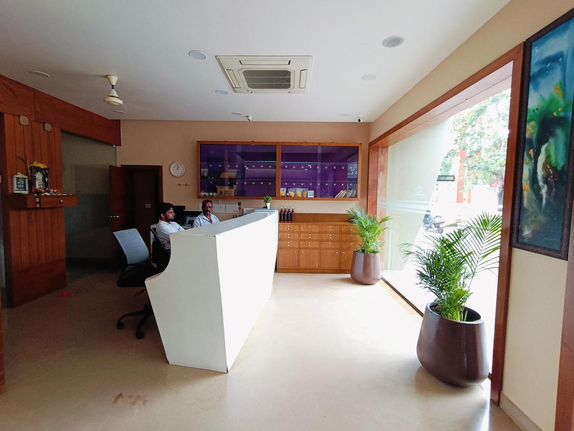 Hotel Mayura Residency Subrahmanya المظهر الخارجي الصورة